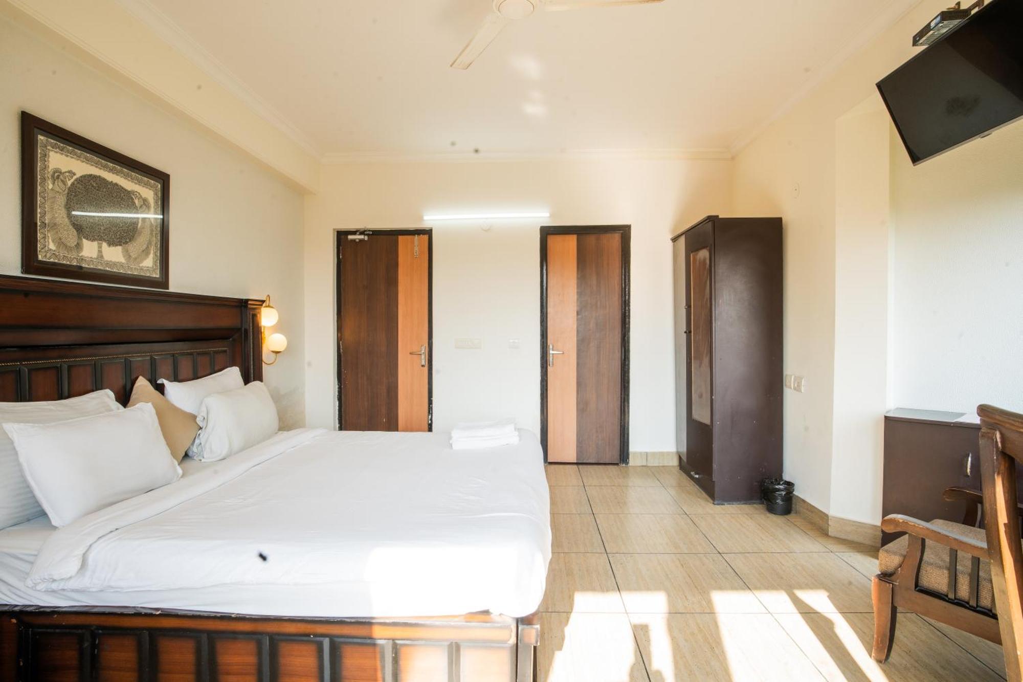 Luxury Aloha Apartments, Rishīkesh Eksteriør billede